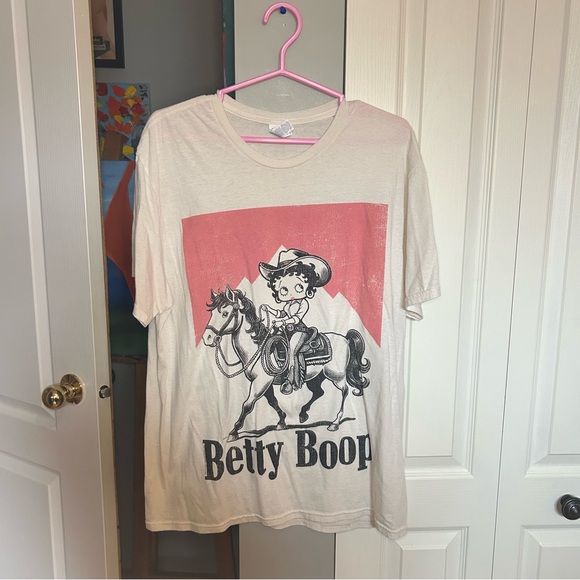 Jerzees Tops - Jerzees Cream Betty Boop Cowboy Graphic Tee